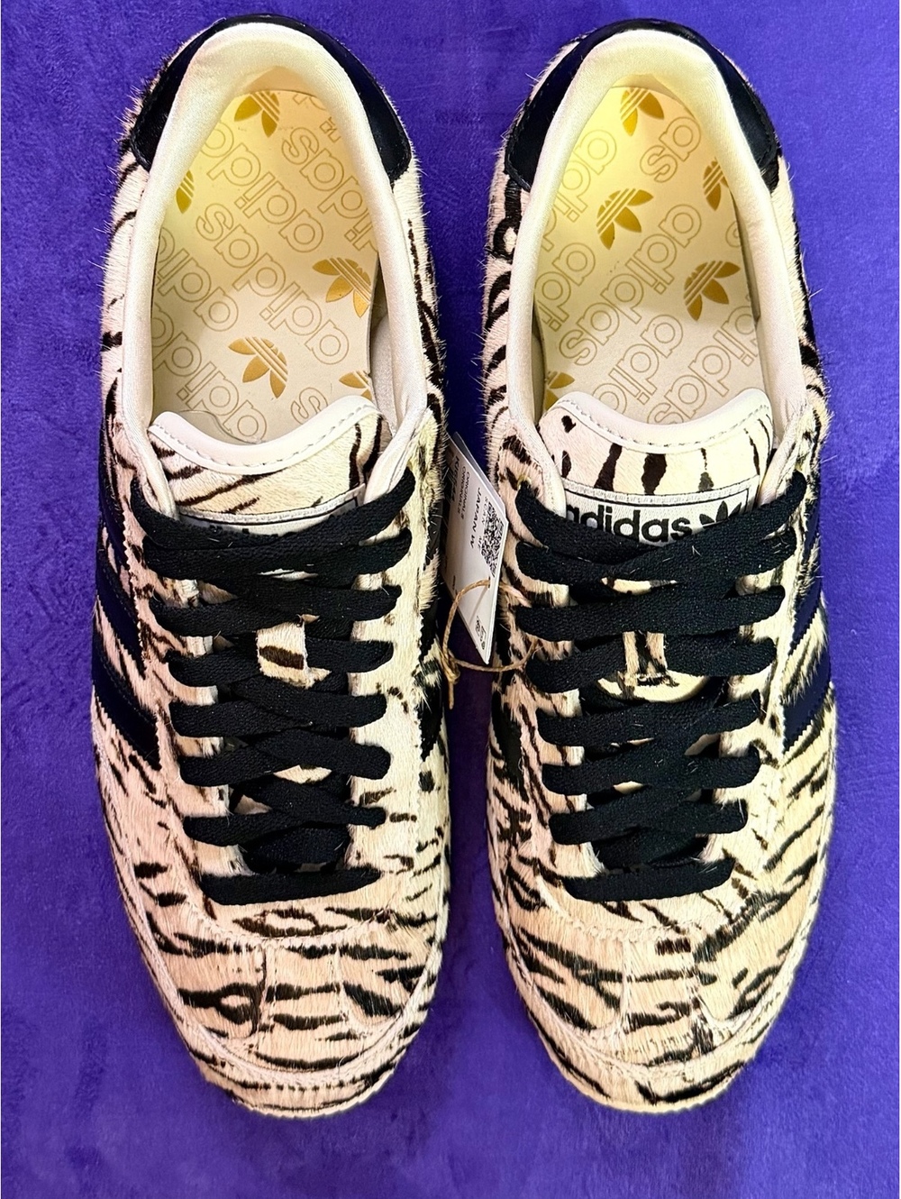 Adidas Japan W Zebra Tiger Pony Hair KI6544 Women 9.5 - Picture 2 of 5